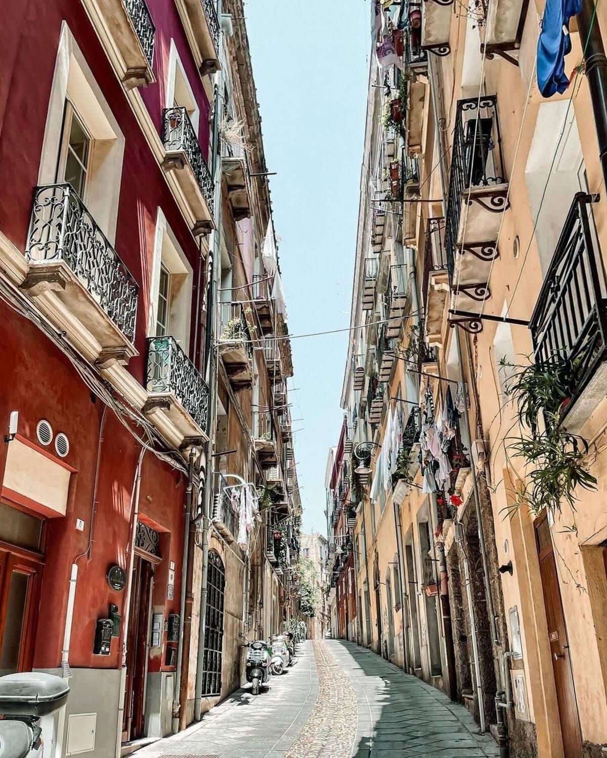 Castello'S Rooms Cagliari Ngoại thất bức ảnh